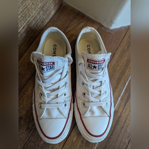 Converse Chuck Taylor All Star Lo Sneakers, ivory, Men's 3.5, women's size 5.5 - Picture 10 of 16